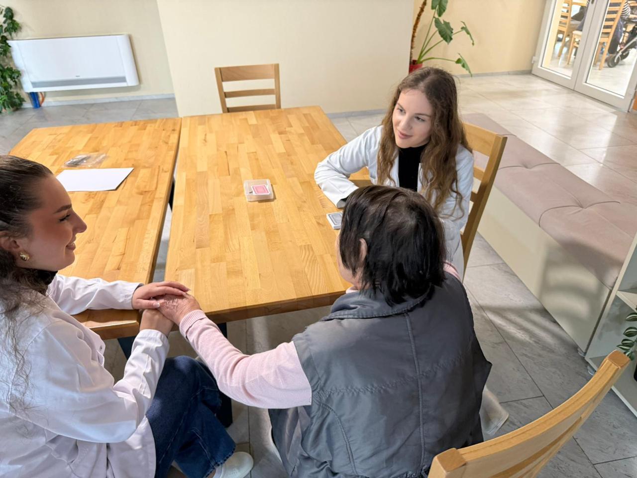 Medical Students in Professional Practice at the “Konaku” Nursing Home